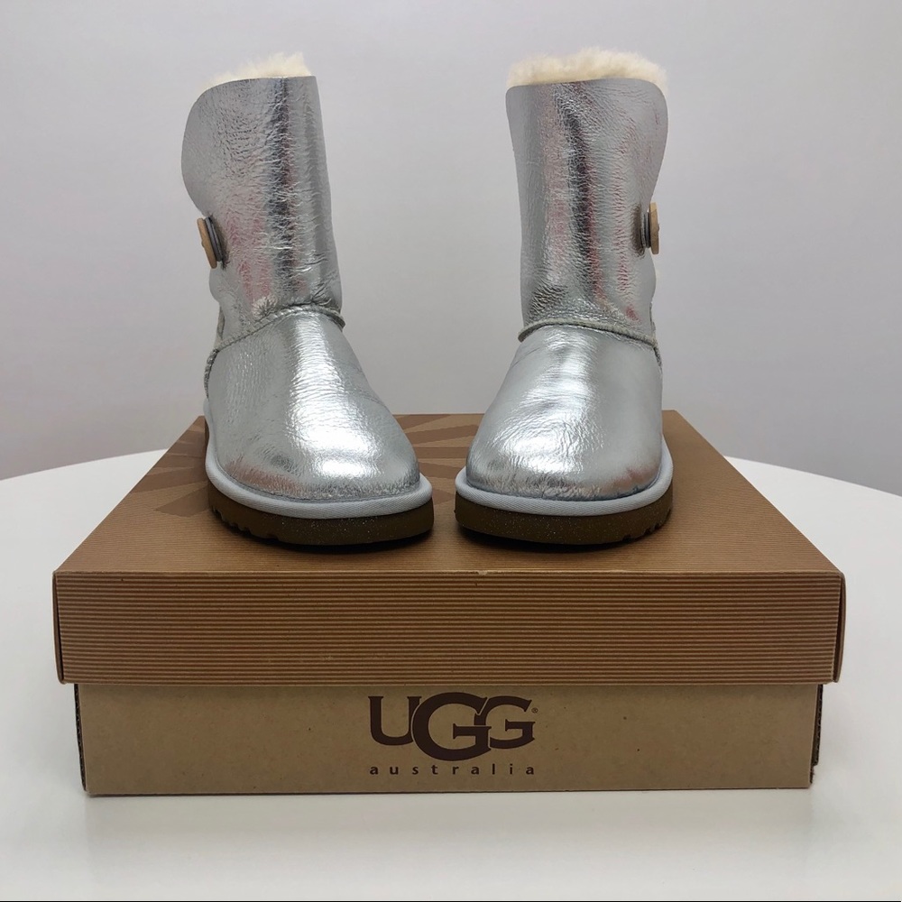 BRAND NEW UGG BOOTS